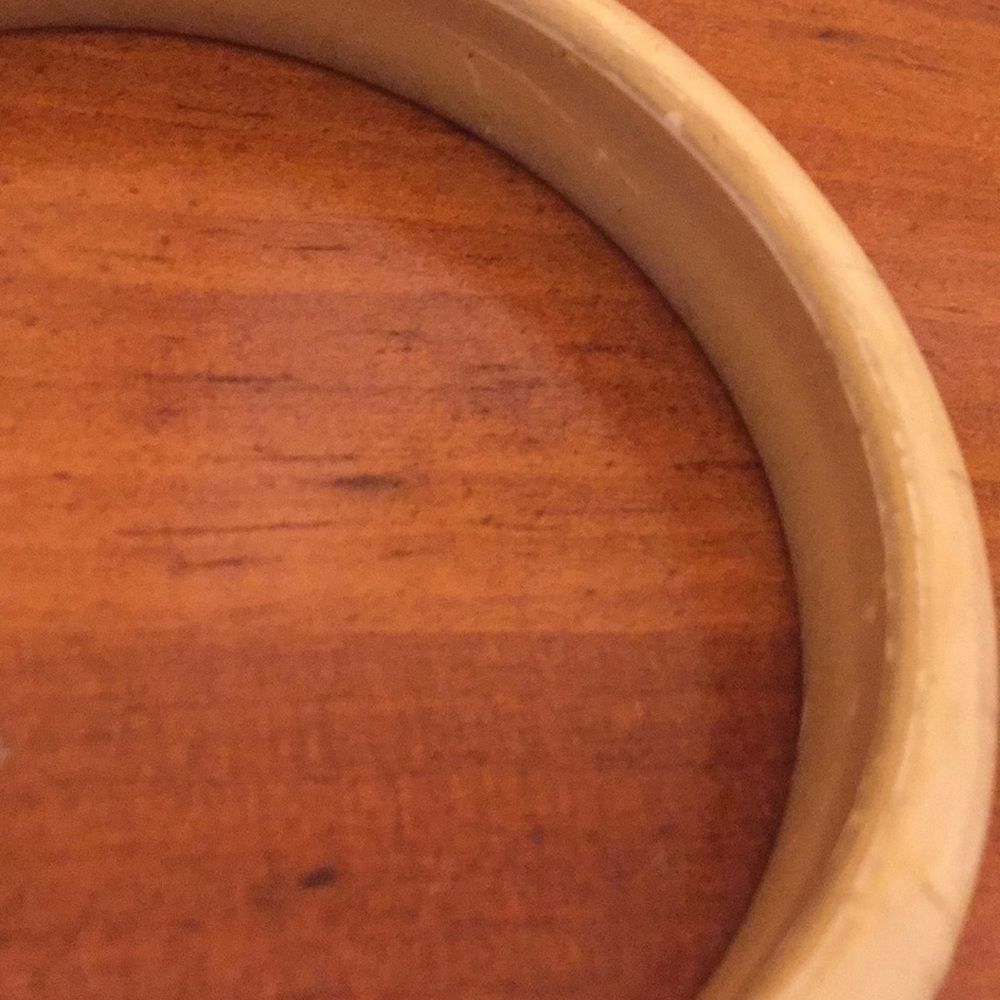 Bangle bracelet, vintage, bone, stackable stack - Picture 3 of 3